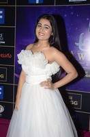Shalini Pandey at Zee Telugu 2018 Apsara Awards